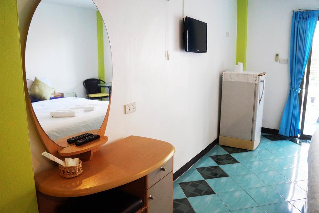 Wisma tamu Nong 2*